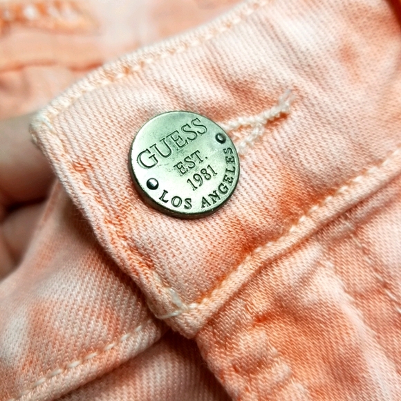 Pink acid wash Guess jeans - Picture 7 of 11